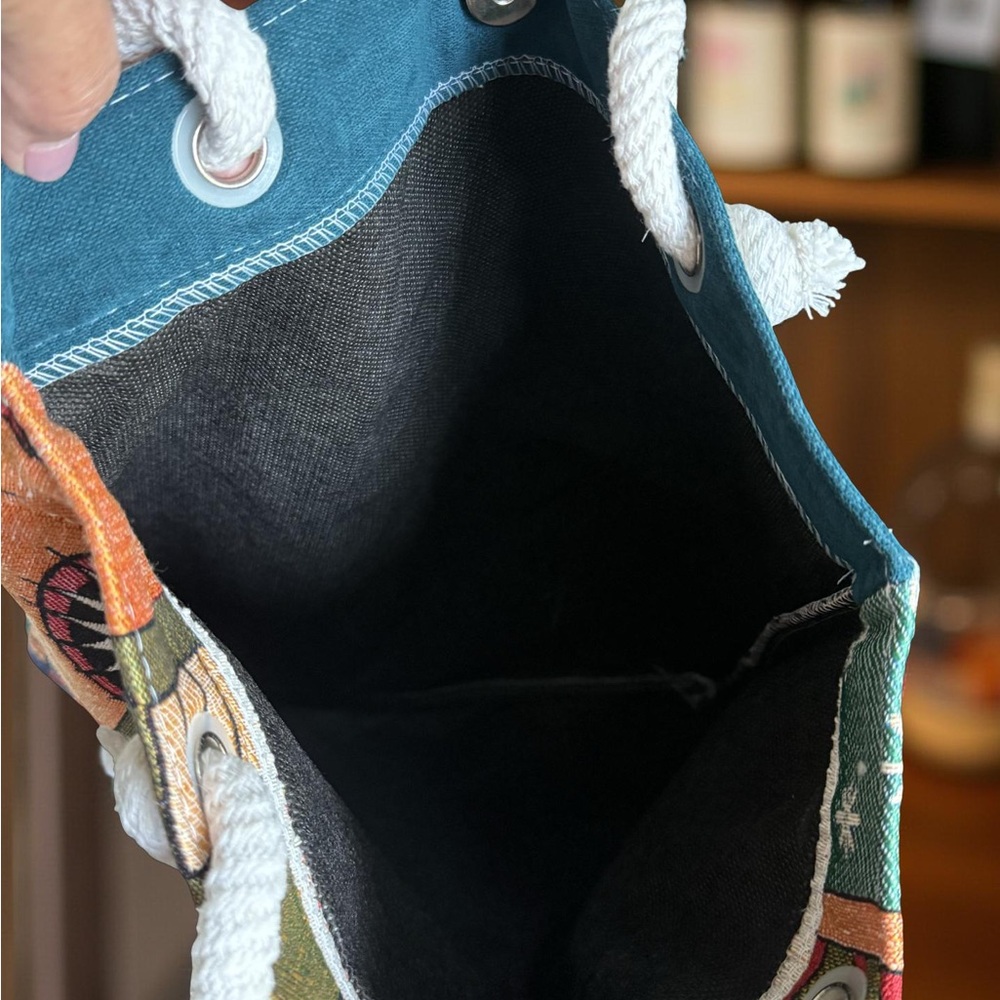 Cat Design Tote Bag! NWT! - Picture 3 of 5